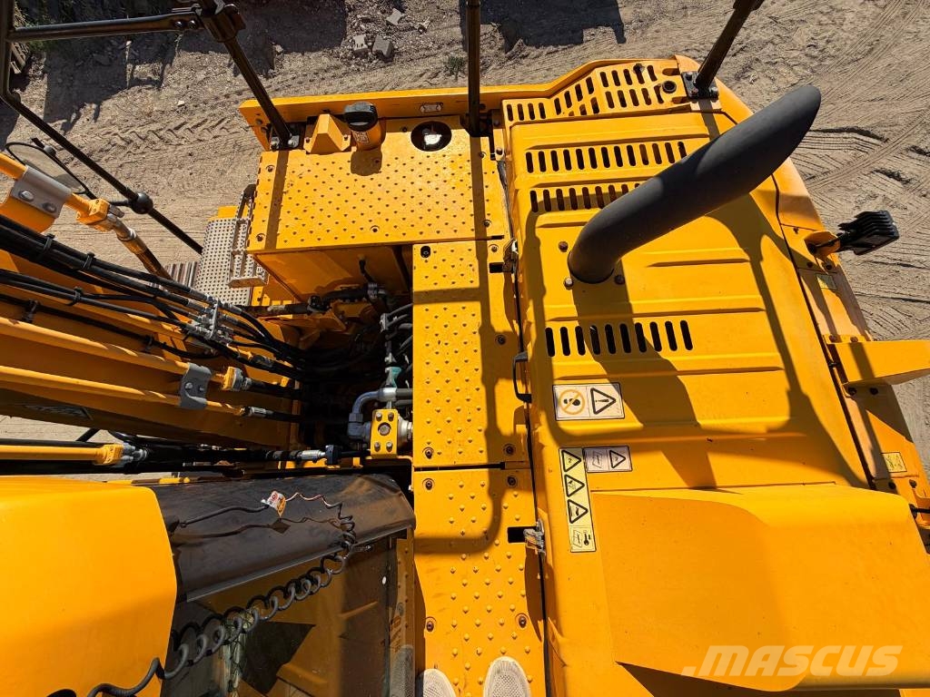 JCB 131 XLC Excavadoras sobre orugas
