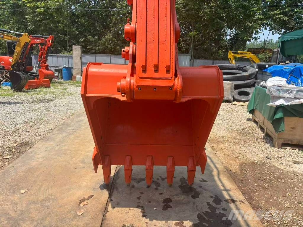 Hitachi ZX 210 Escavadeiras de esteiras