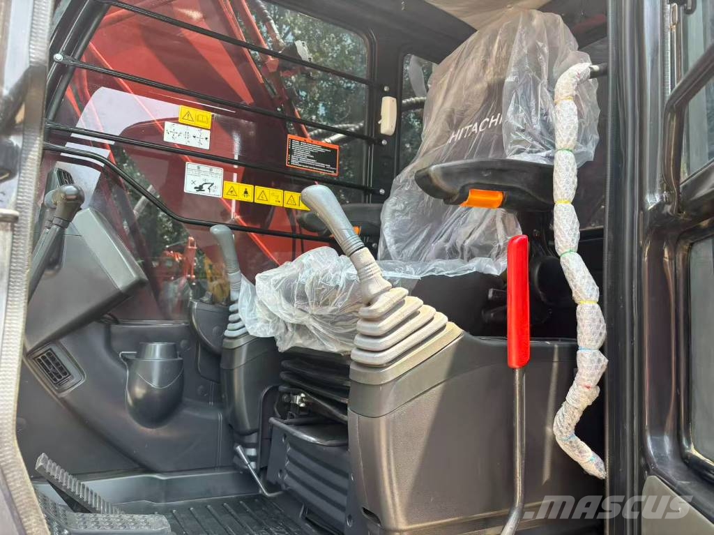 Hitachi ZX 210 Escavadeiras de esteiras
