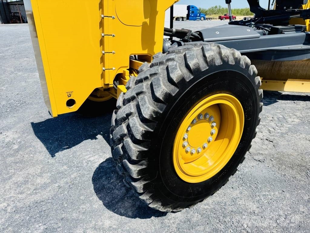 DEERE 672G Grejderi