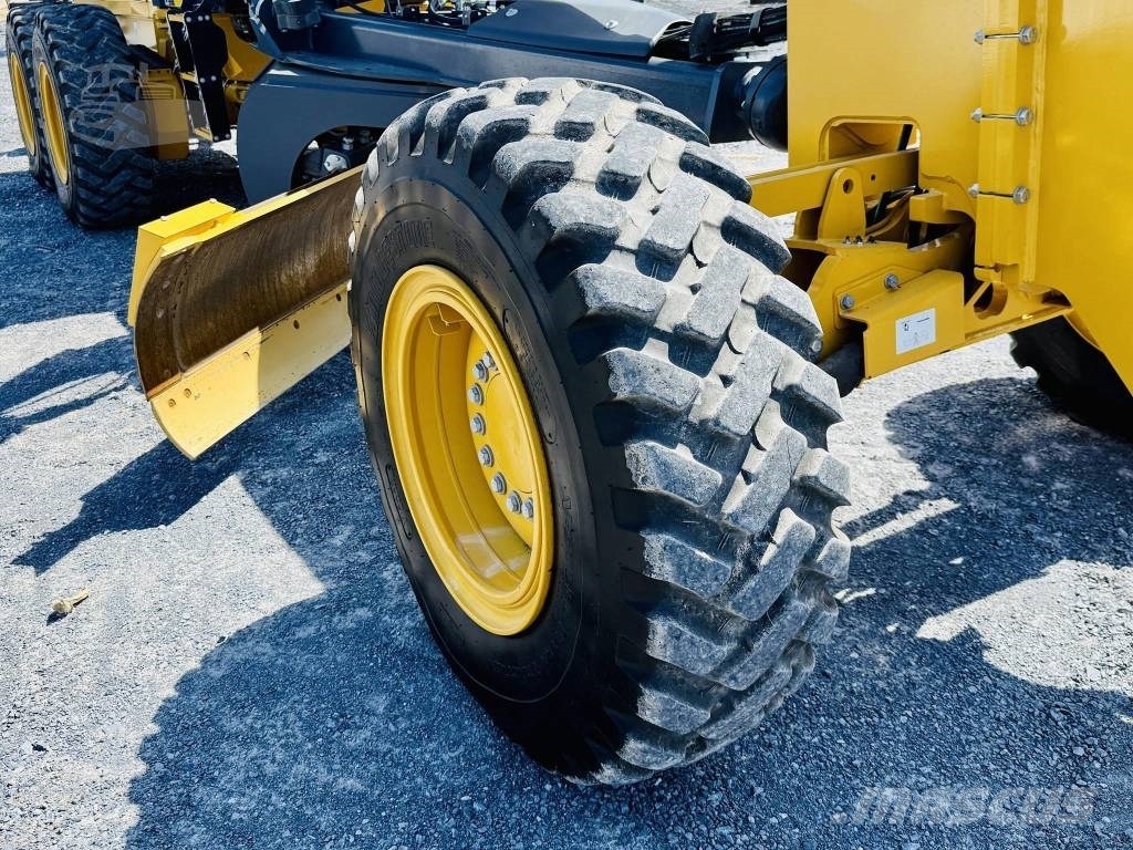 DEERE 672G Grejderi