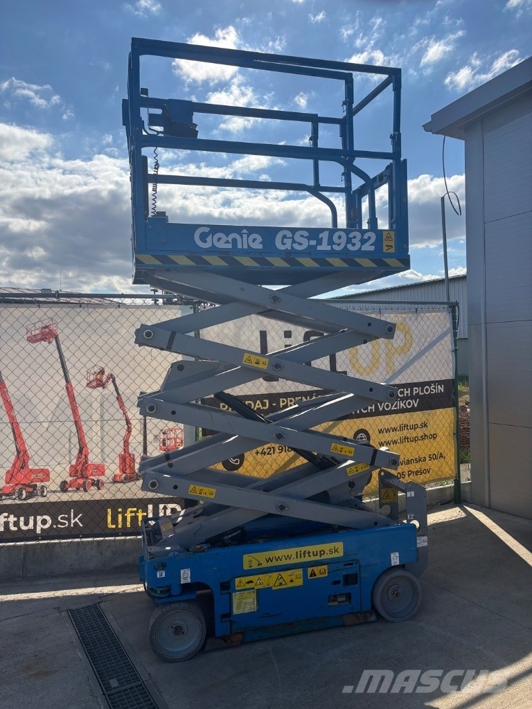Genie GS 1932 Scissor lifts