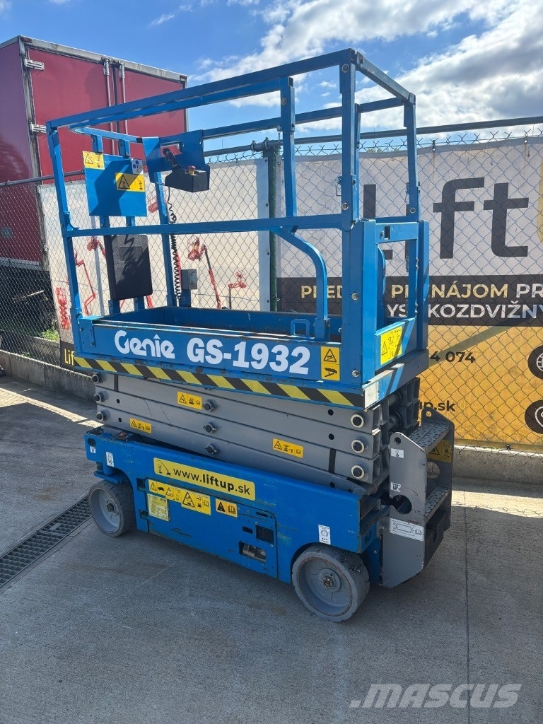 Genie GS 1932 Scissor lifts