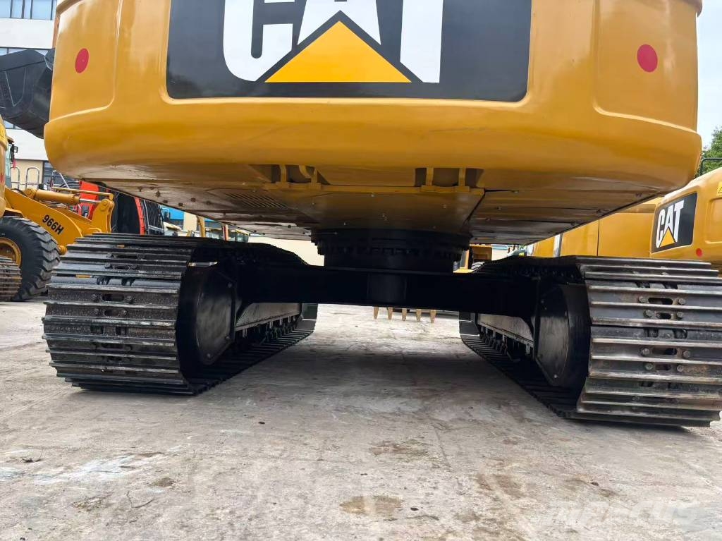 CAT 323 D Rupsgraafmachines