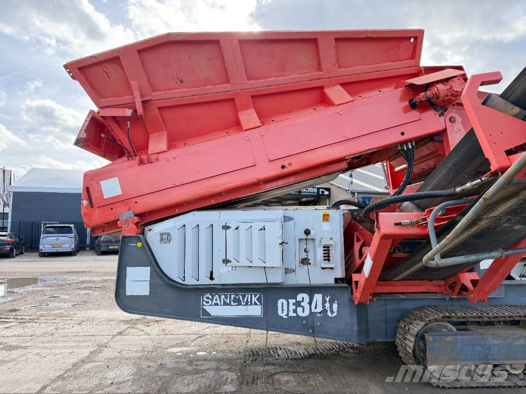 Sandvik QE340 - Caterpillar Engine / 2 Side Convey Vagli mobili