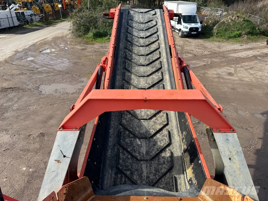 Sankvik QE340 - Caterpillar Engine / 2 Side Conveyors Vagli mobili