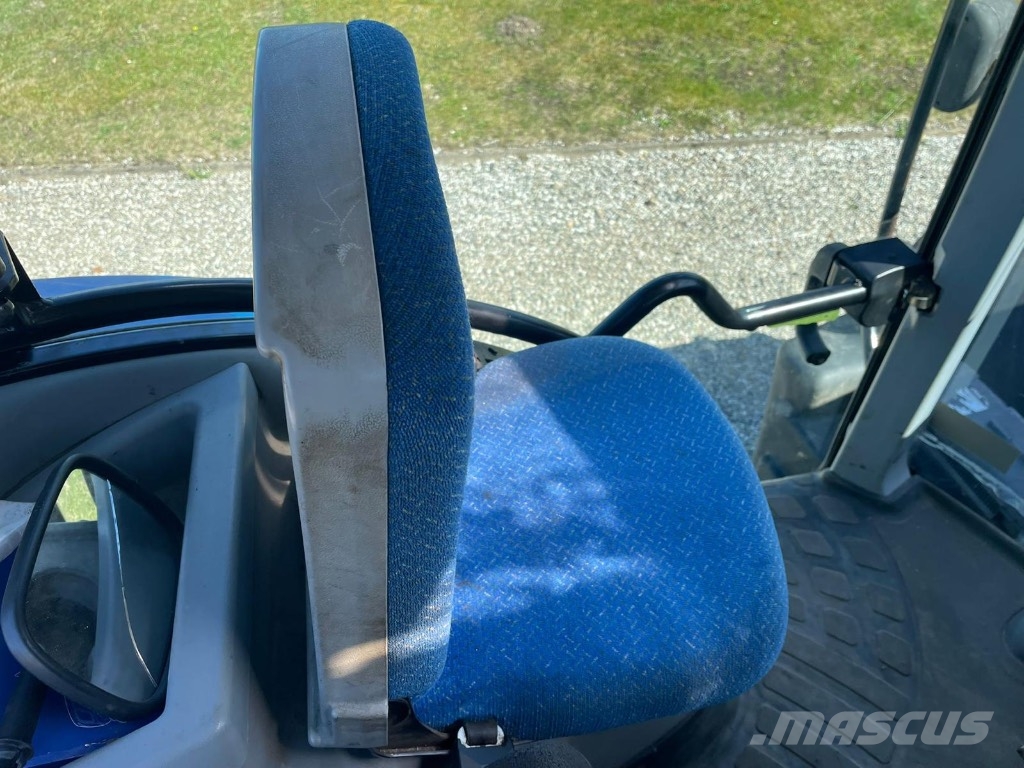 New Holland T7030 Schlepper / Trecker / Traktor / Fendt Трактори
