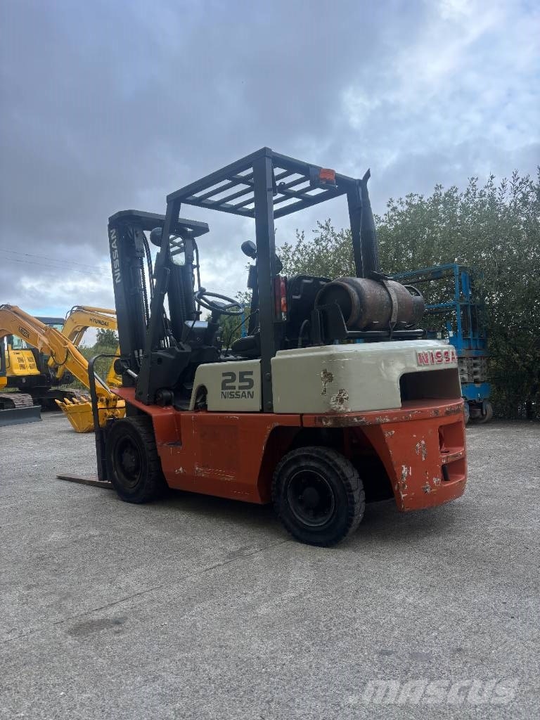 Nissan Gas powered LPG forklifts