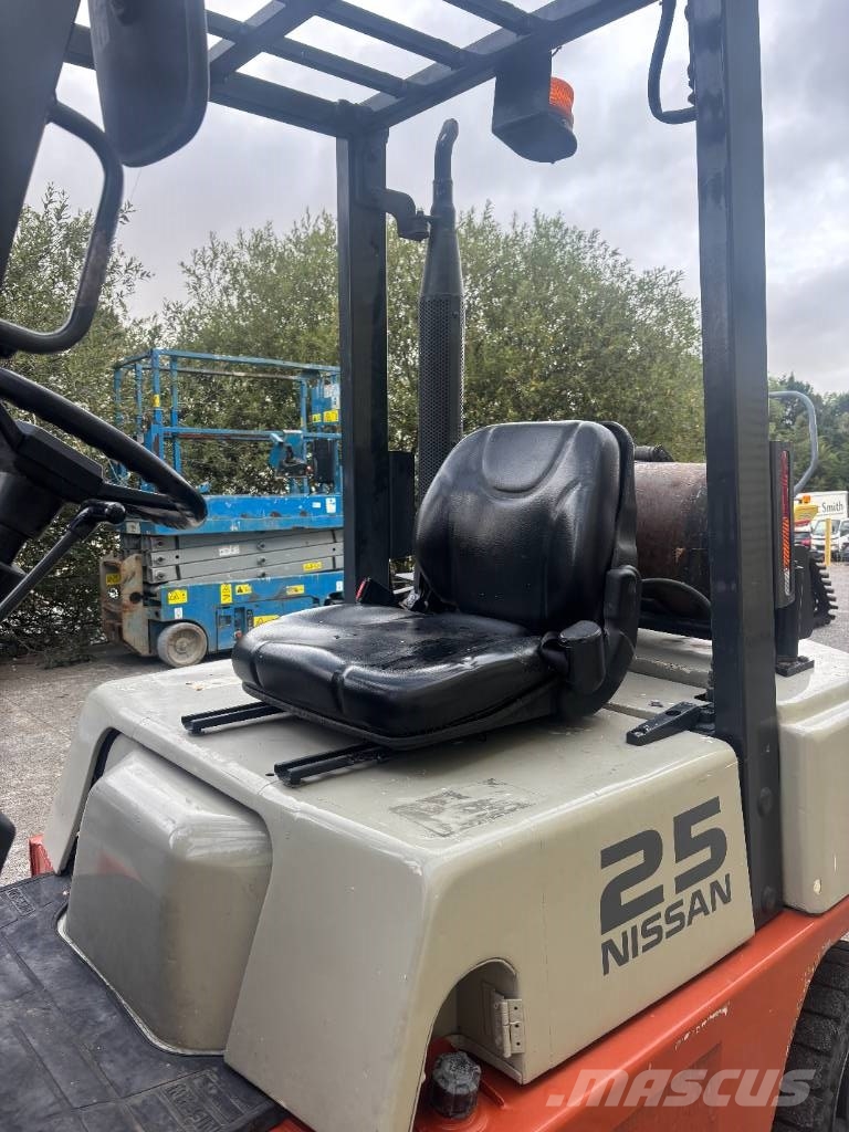 Nissan Gas powered LPG forklifts