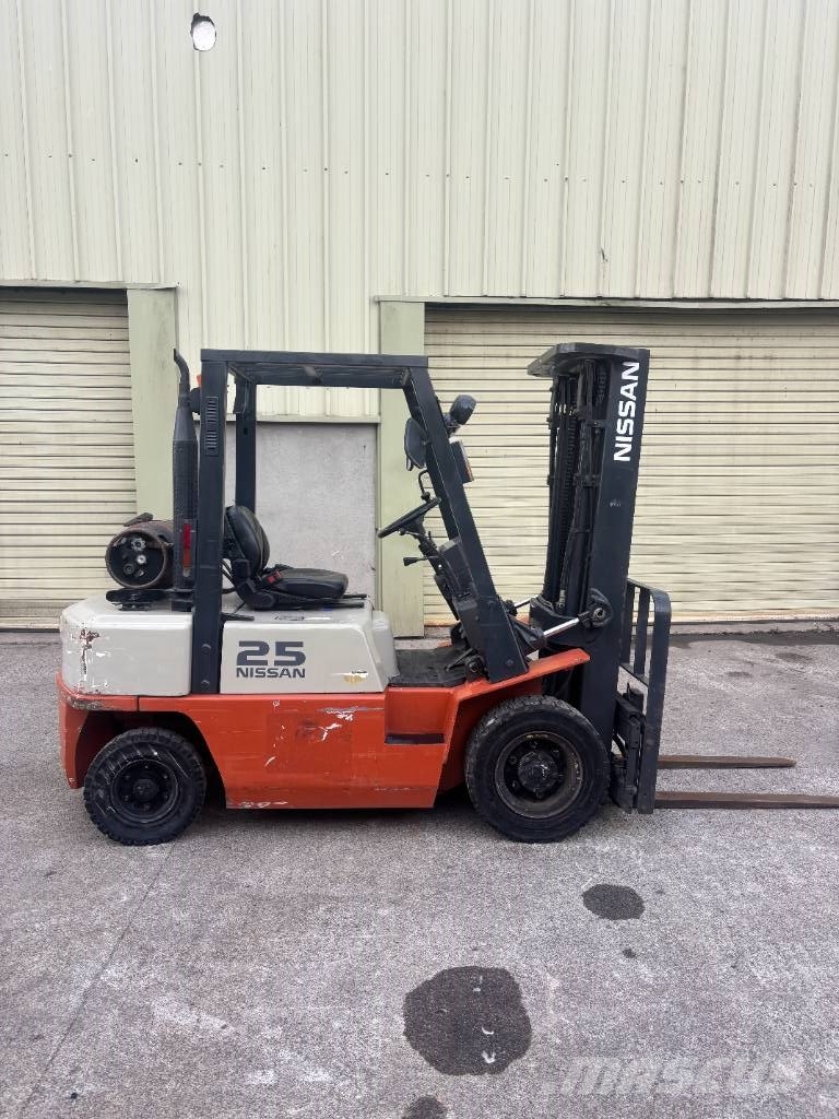 Nissan Gas powered LPG forklifts