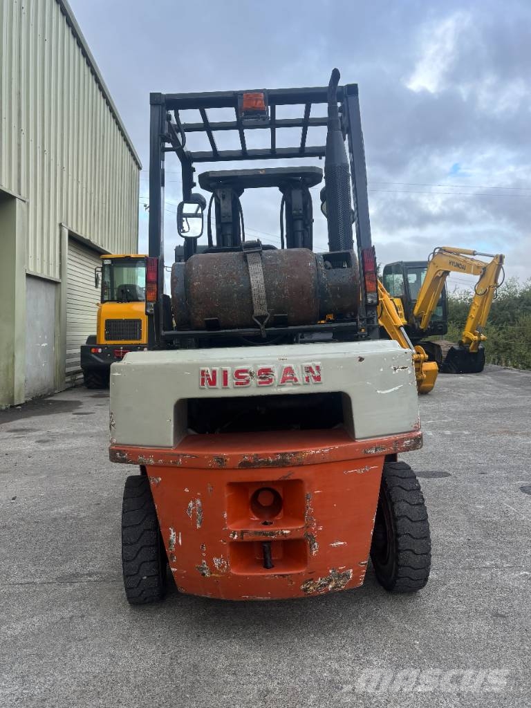 Nissan Gas powered LPG forklifts