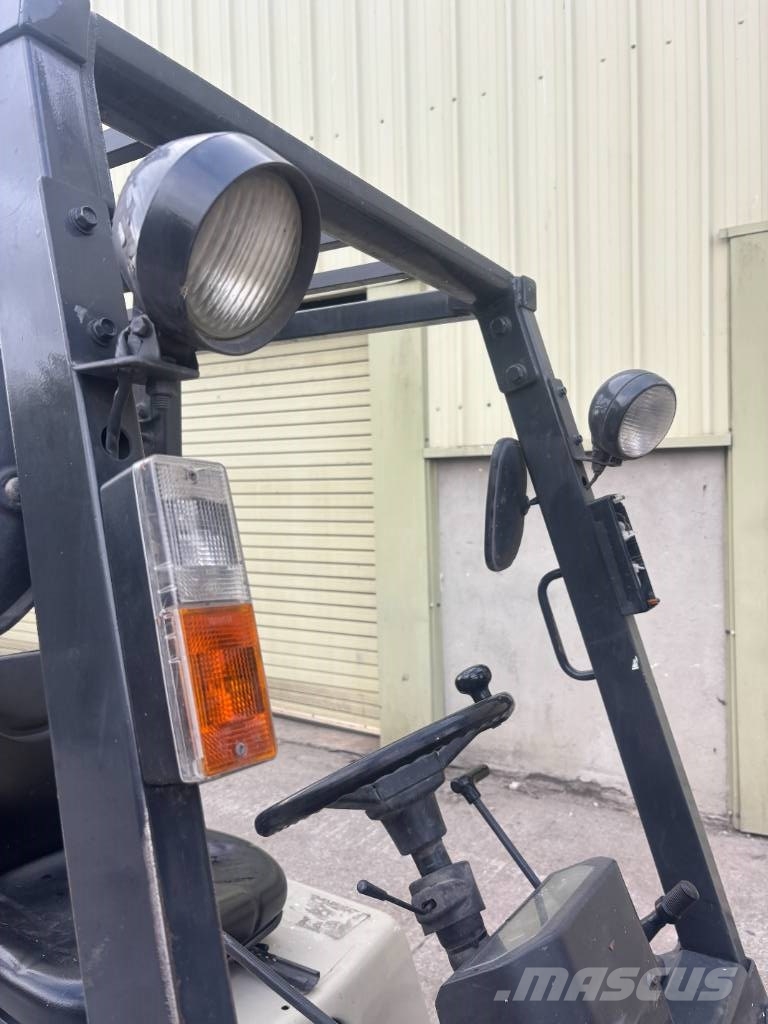 Nissan Gas powered LPG forklifts