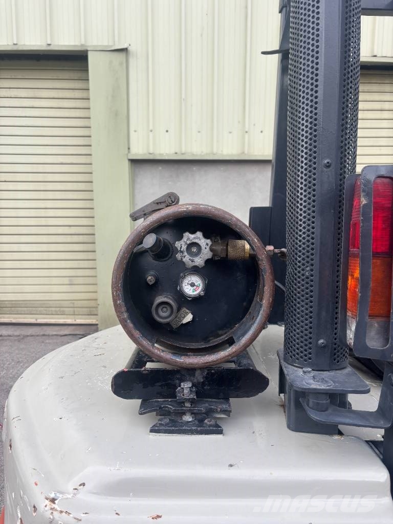 Nissan Gas powered LPG forklifts
