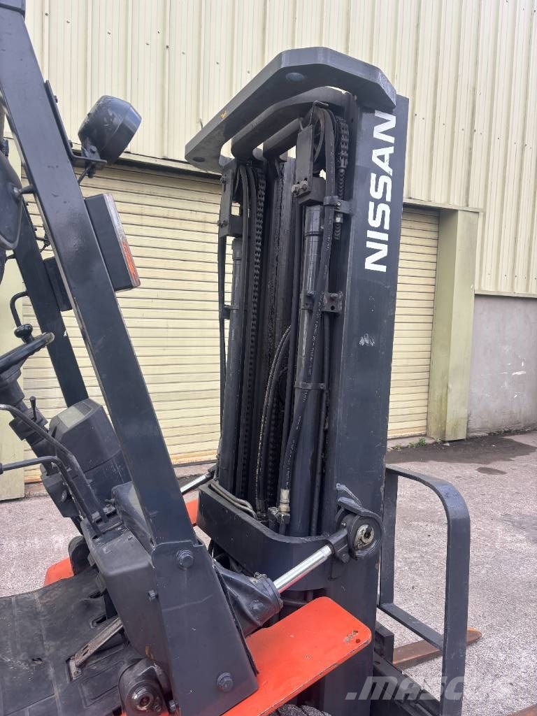 Nissan Gas powered LPG forklifts