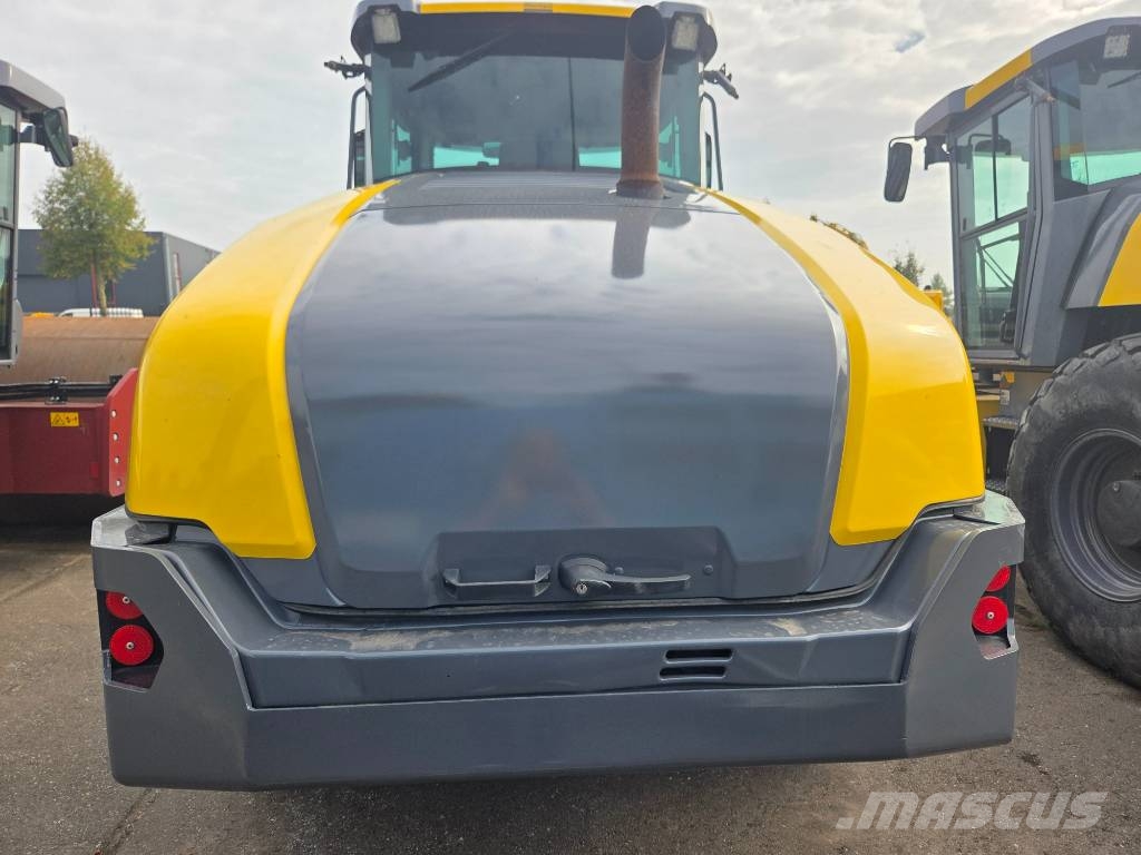 Dynapac CA 3500 D مداحل أحادية الأسطوانة