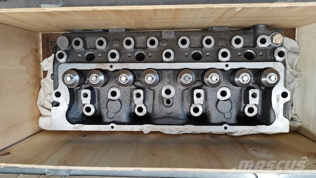 Volvo 4200 엔진