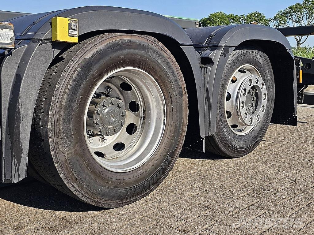 Mercedes-Benz ACTROS 2545 6X2 OILRETARDER Caminhões desmontáveis