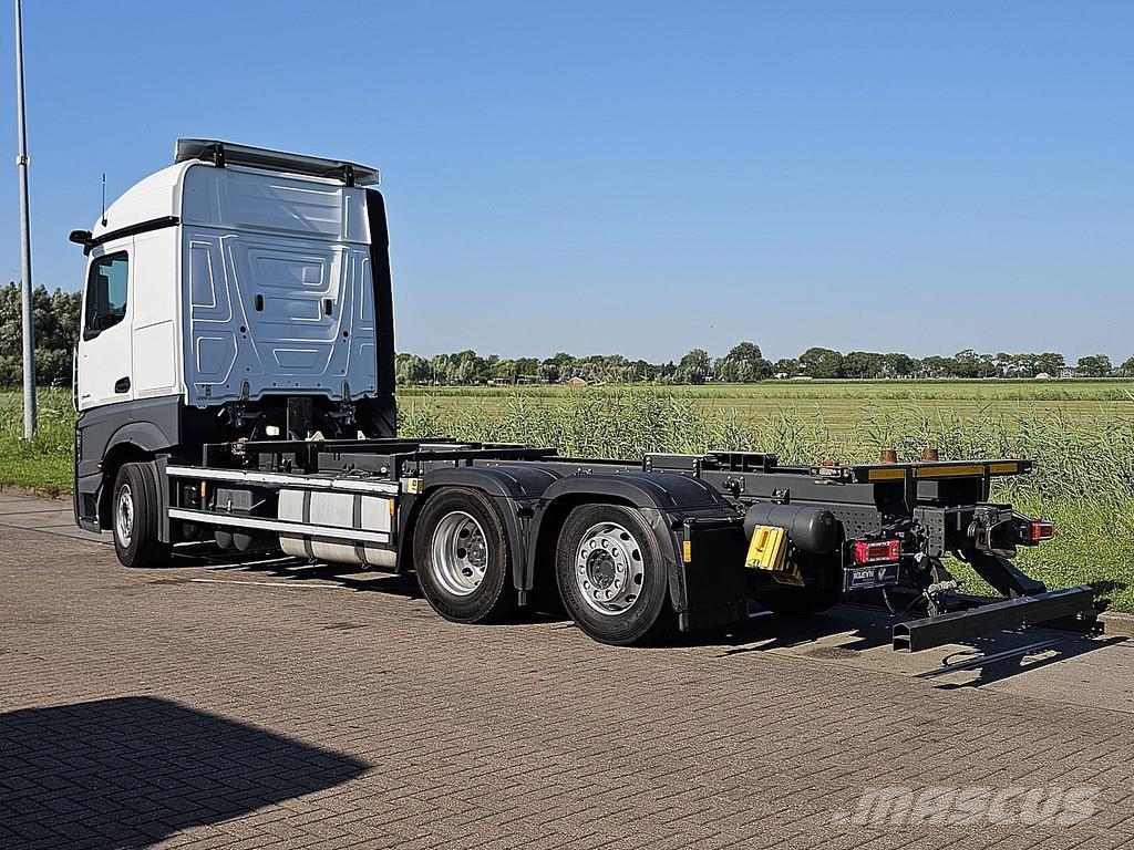 Mercedes-Benz ACTROS 2545 6X2 OILRETARDER Caminhões desmontáveis