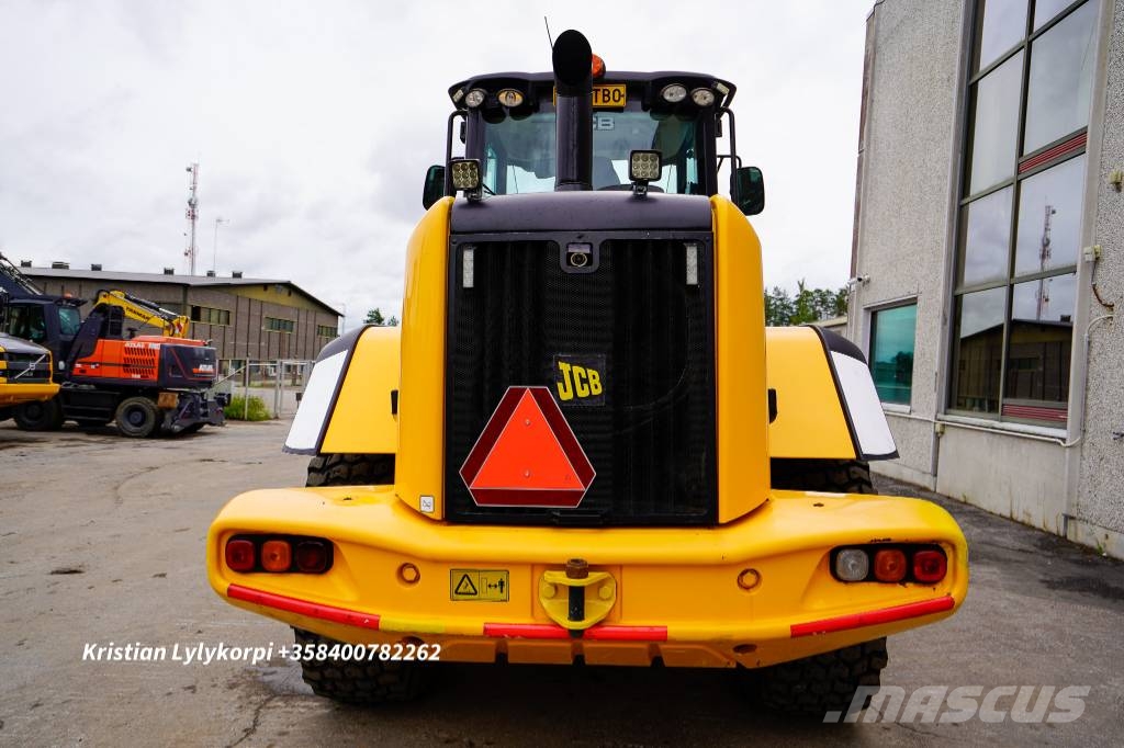 JCB 437HT VÄHÄN AJETTU, EI DPF/UREA لوادر بعجل