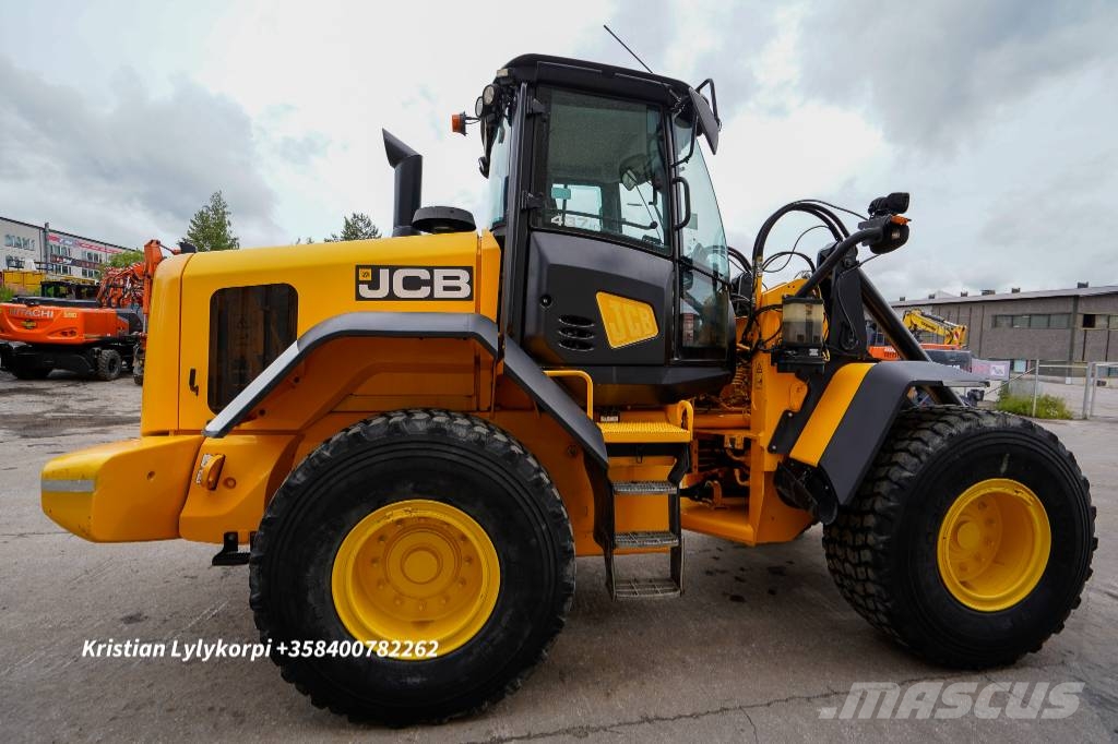 JCB 437HT VÄHÄN AJETTU, EI DPF/UREA لوادر بعجل