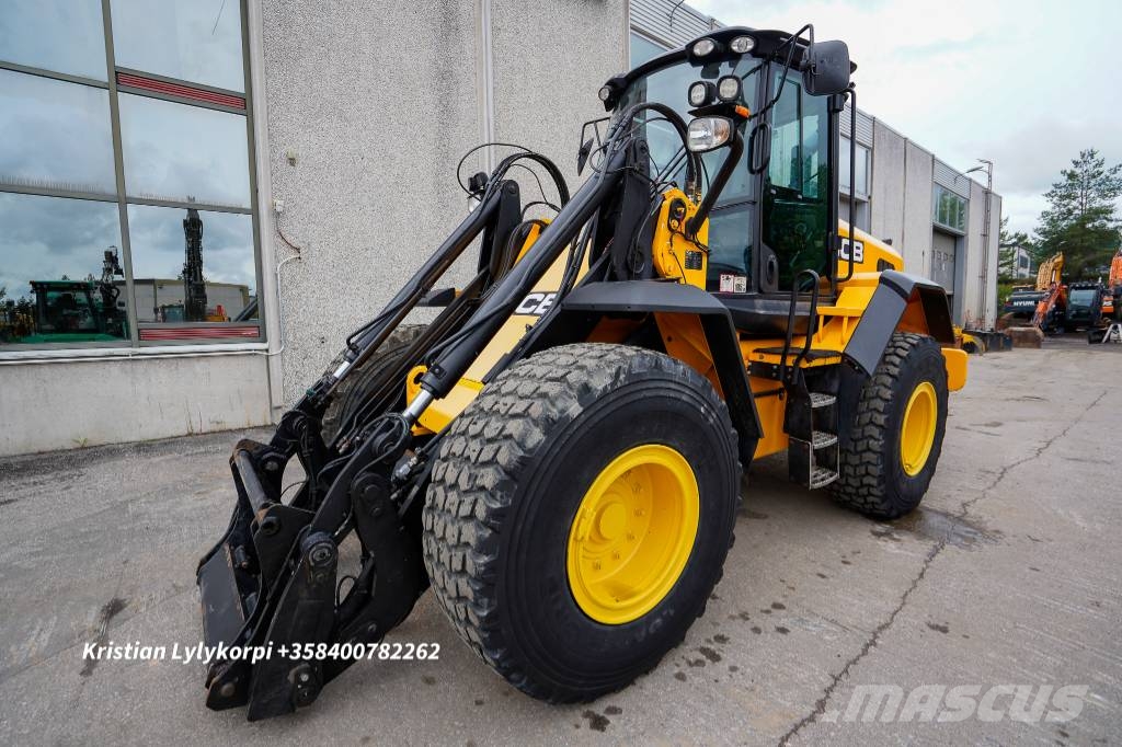 JCB 437HT VÄHÄN AJETTU, EI DPF/UREA لوادر بعجل