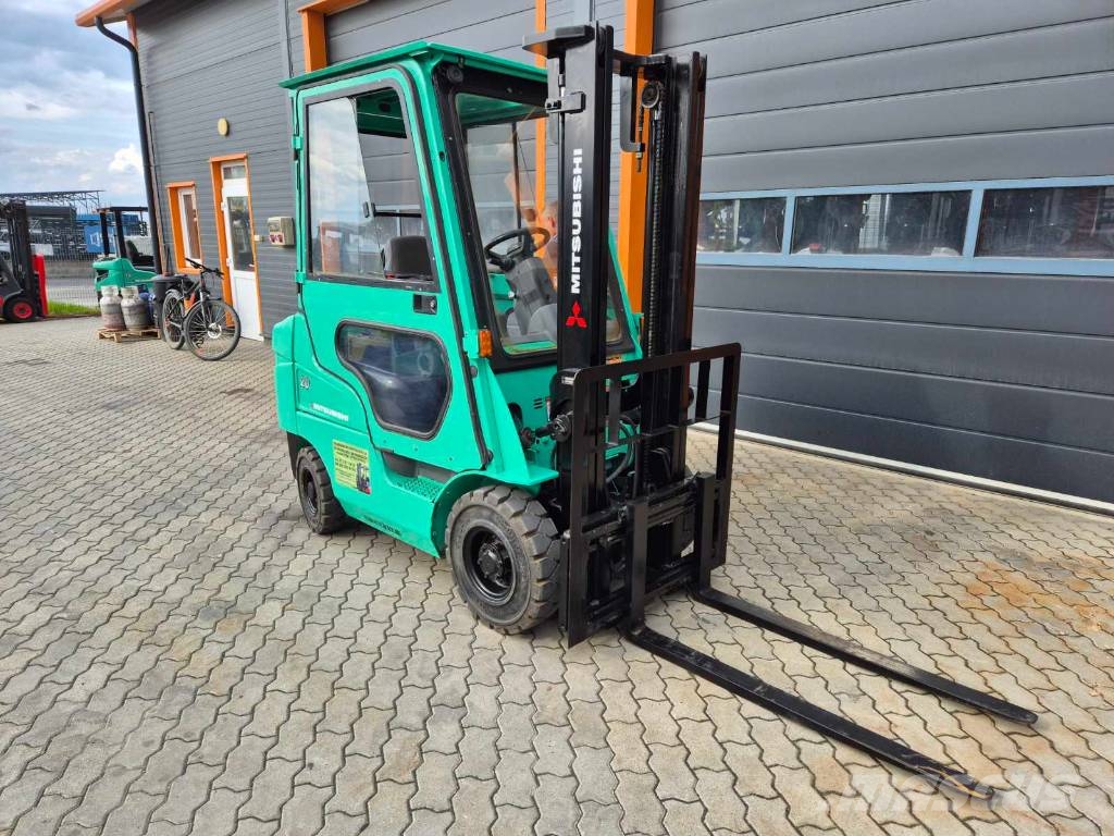 Mitsubishi FD 20CN Dízel targoncák