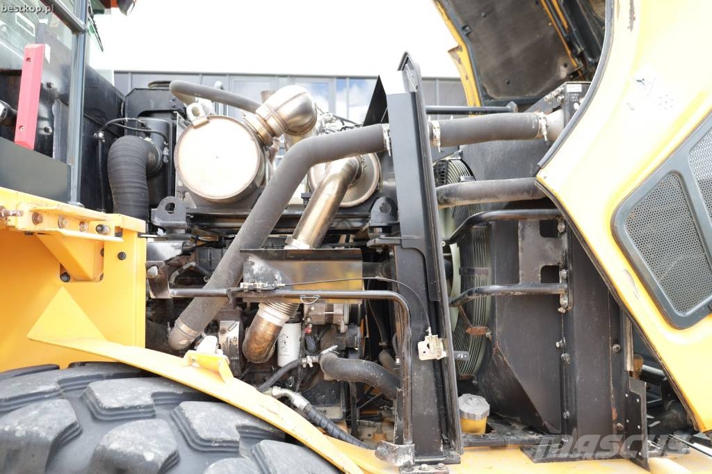 Hyundai HL 960 Фронтальні навантажувачі