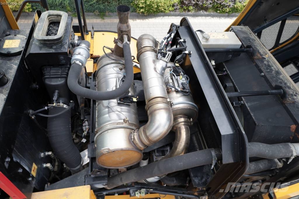 Hyundai HL 960 Фронтальні навантажувачі
