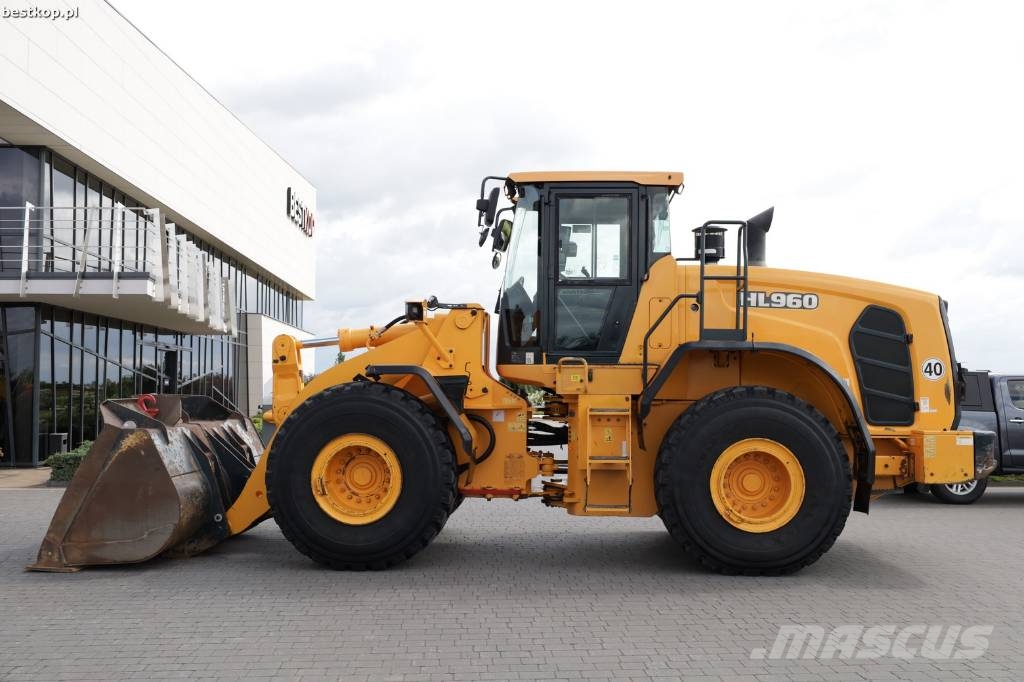 Hyundai HL 960 Фронтальні навантажувачі