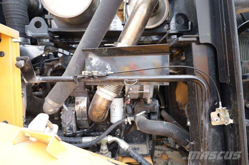 Hyundai HL 960 Фронтальні навантажувачі