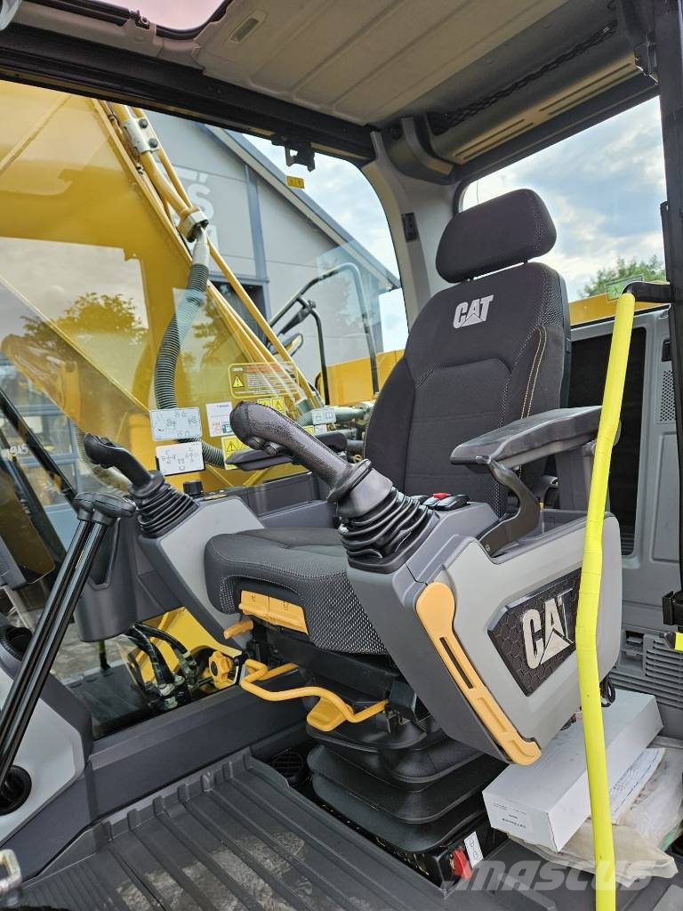 CAT 320 Escavatori cingolati