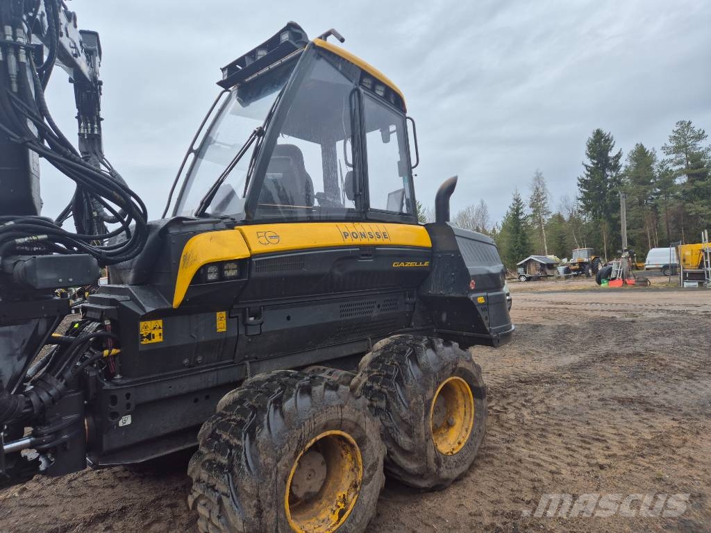 Ponsse GAZELLE 8W Vyvážecí traktory