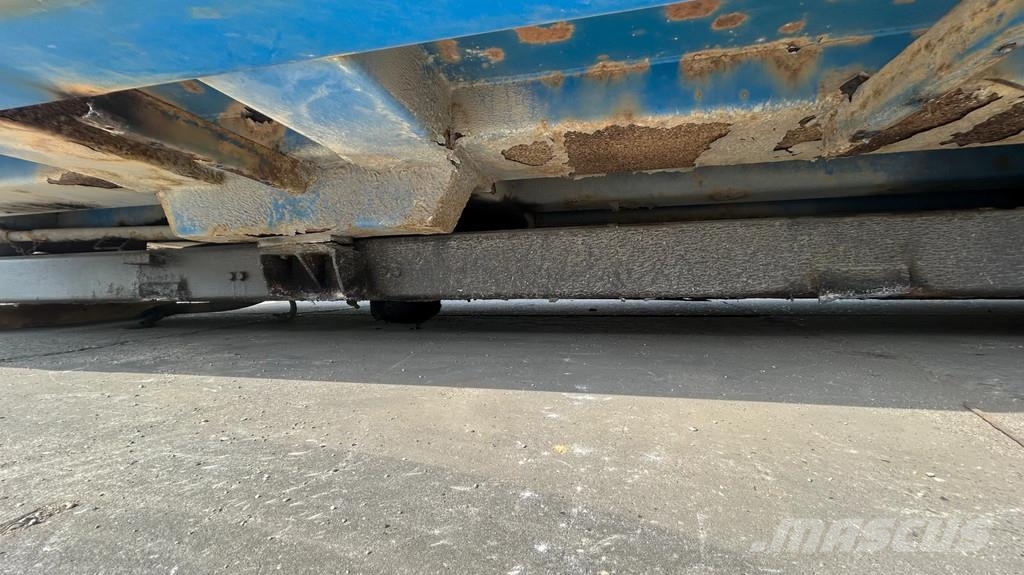 Bulthuis Staal Kipper bak + cilinder 13 m3 Transportes - Outros