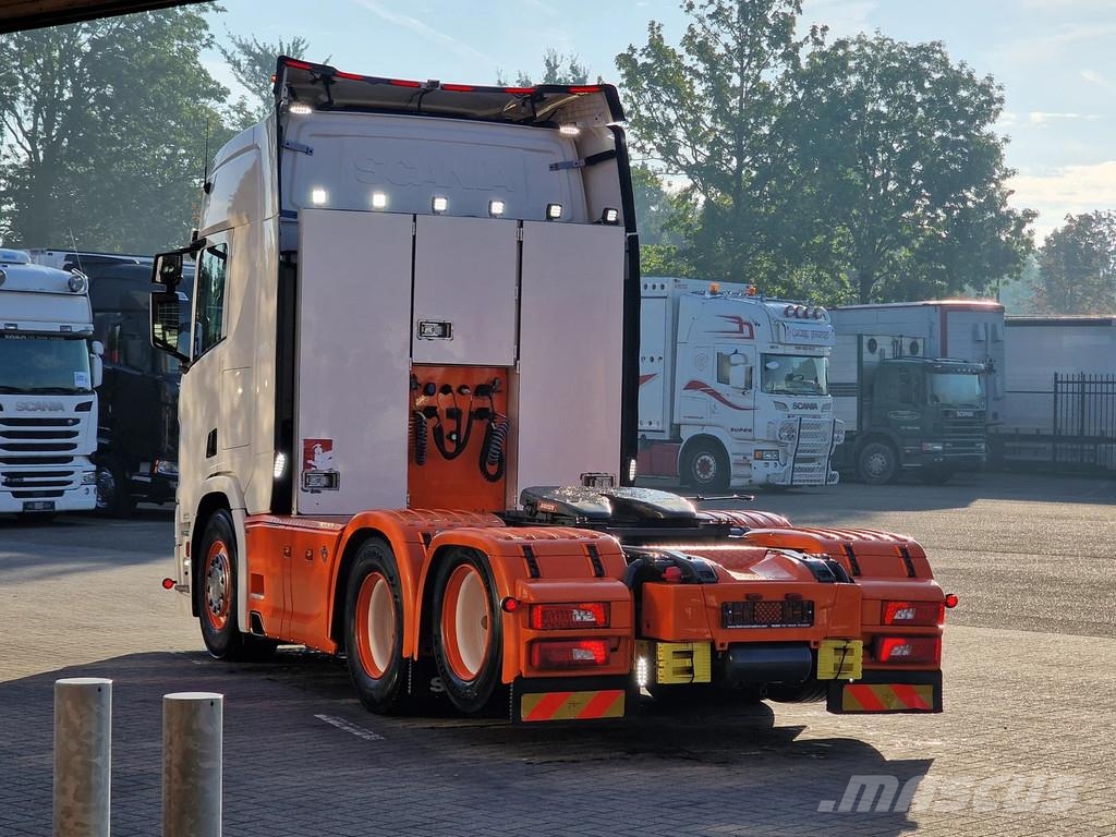 Scania R660 V8 NGS Highline 6x2 - Retarder - Full air - 2 Trekkers