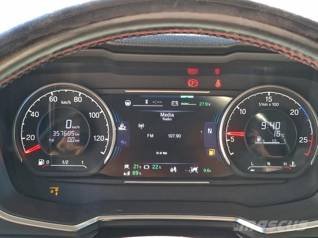 Scania R660 V8 NGS Highline 6x2 - Retarder - Full air - 2 Trekkers