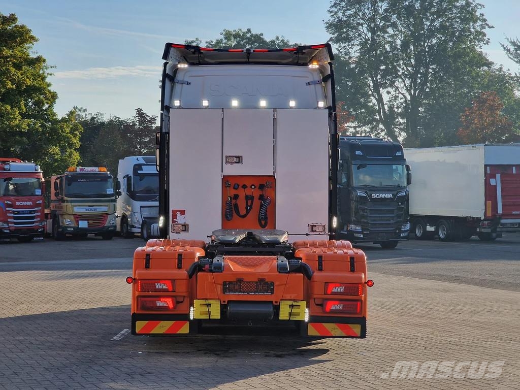 Scania R660 V8 NGS Highline 6x2 - Retarder - Full air - 2 Trekkers
