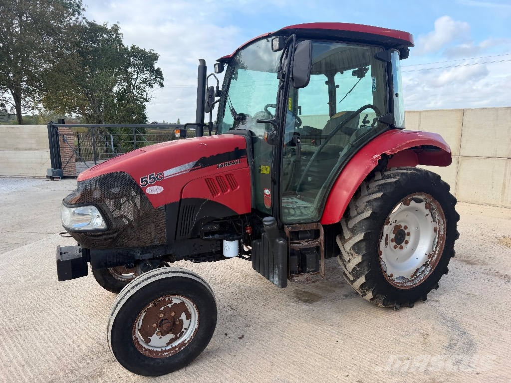 CASE Farmall 55c Traktorok