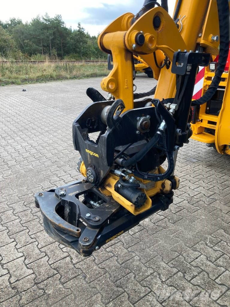 JCB 4 CX Pro Buldoexcavatoare