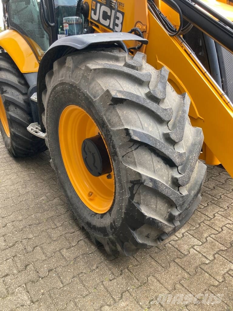 JCB 4 CX Pro Buldoexcavatoare