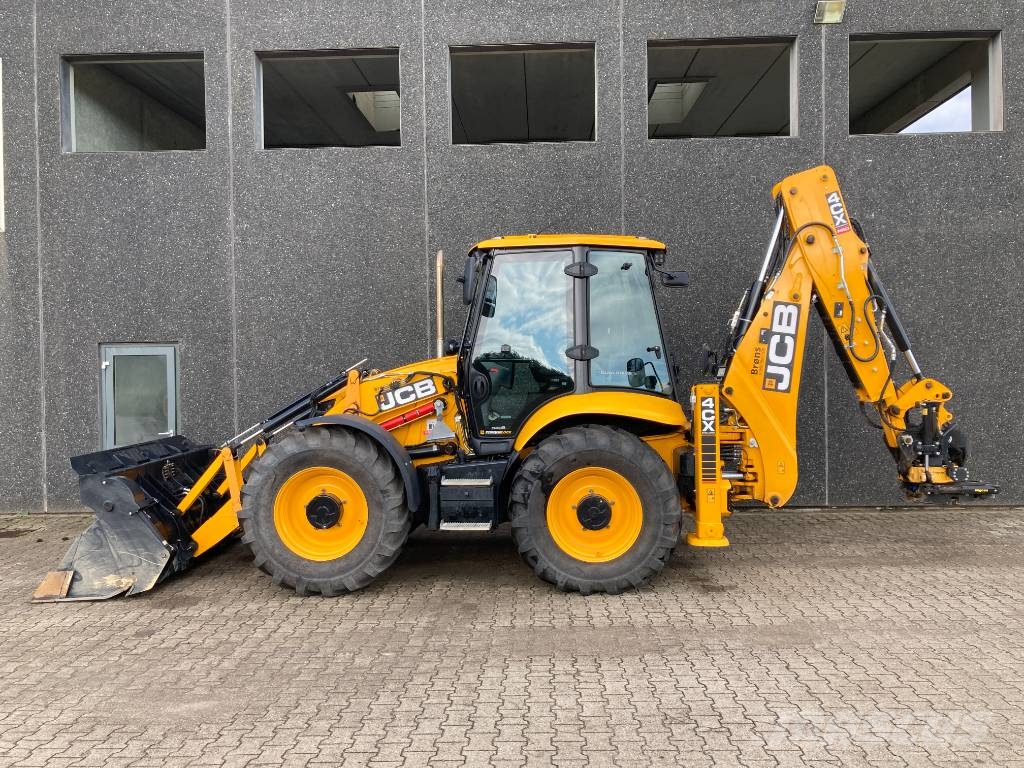 JCB 4 CX Pro Buldoexcavatoare