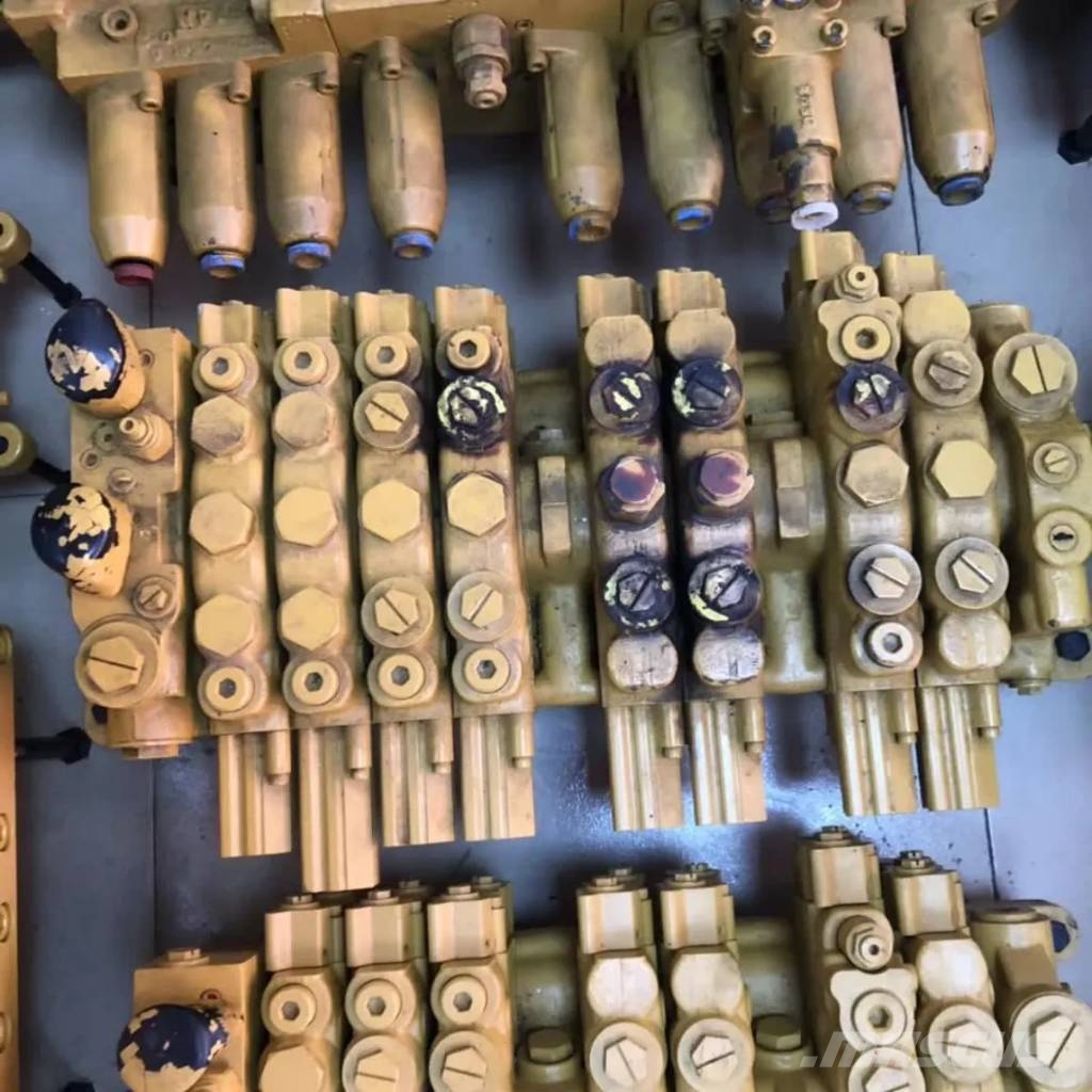 CAT E305.5 E306 E307 Hydraulic Control Valve Hydraulika