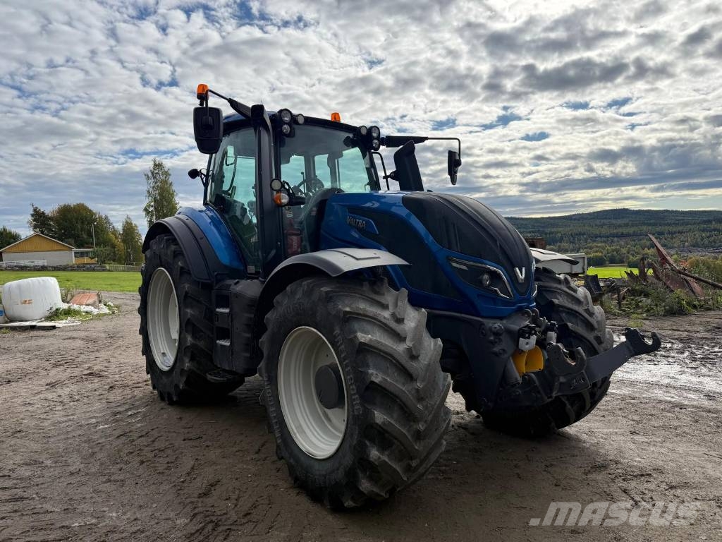 Valtra T 254 V Traktorer