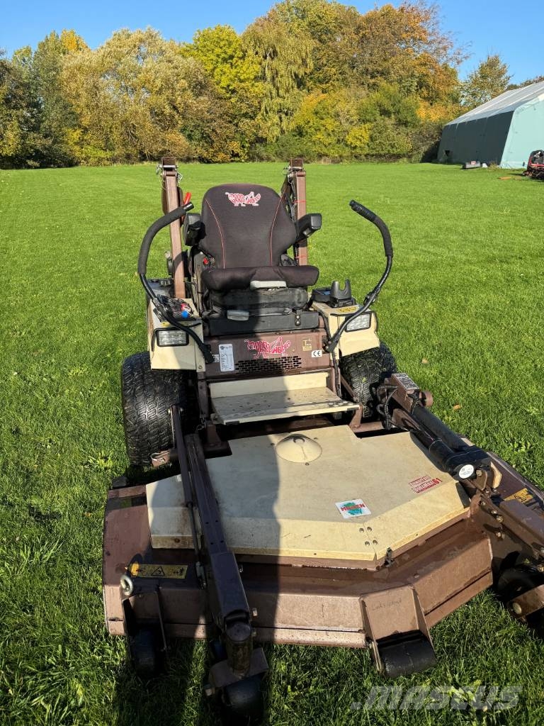 Grasshopper 725D m/ 61 " klippebord Nulla fordulósugarú fűnyírók