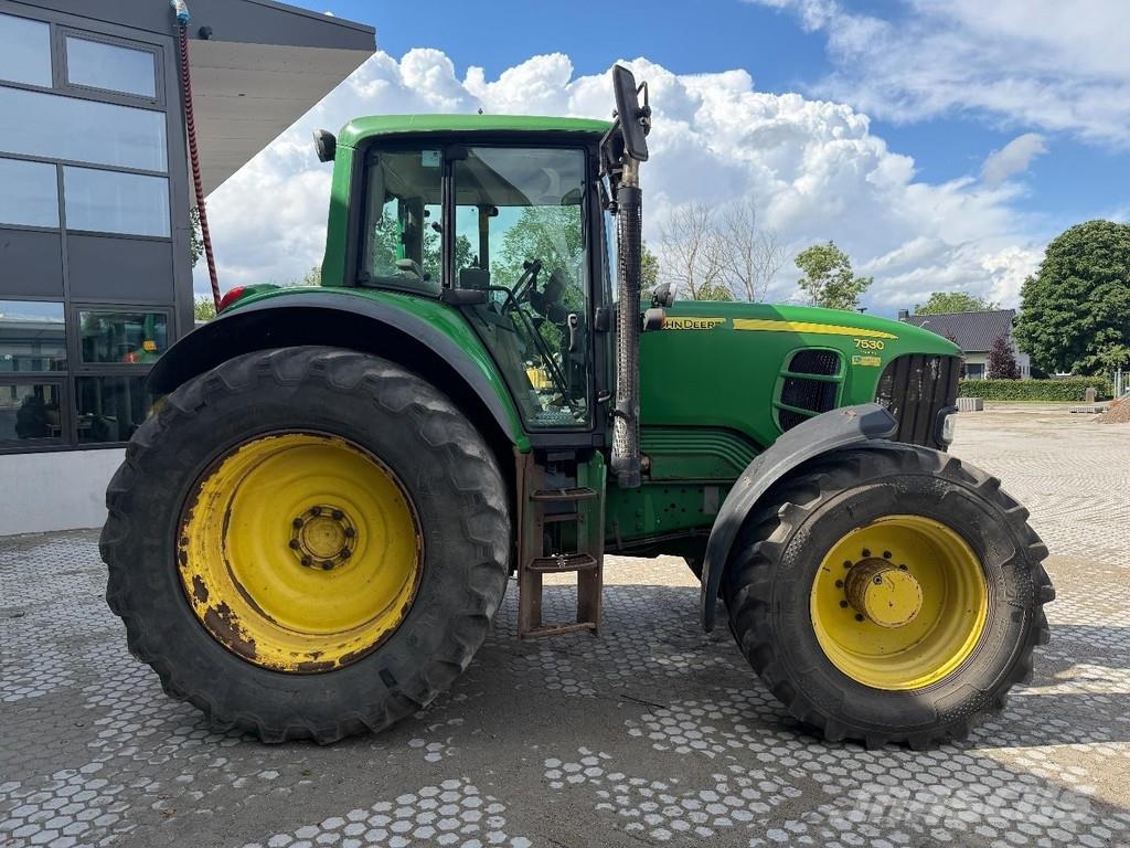 John Deere 7530 PowerQuad PQ / AutoQuad AQ Tractores