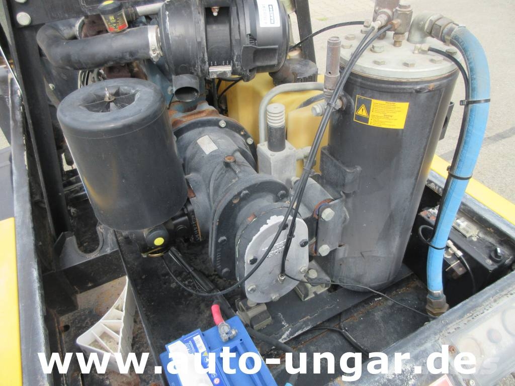 Kaeser M43 7 bar Kompressor mit Kubota Diesel 1.052 Std Compressors