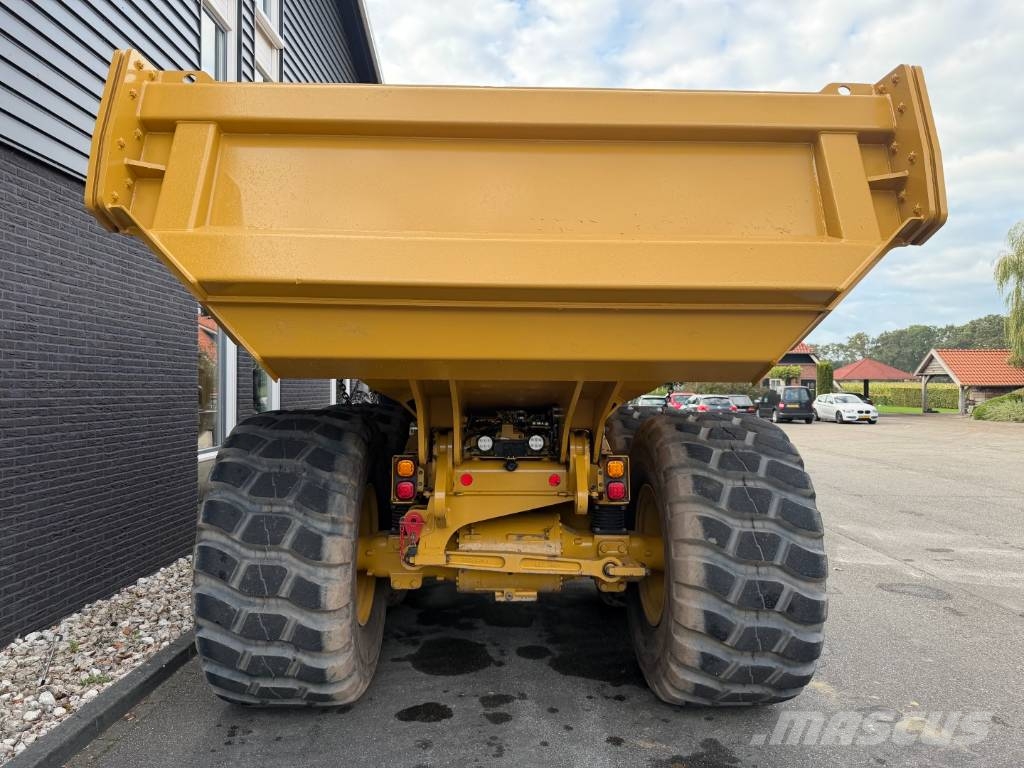 CAT 730 Knik dumptrucks
