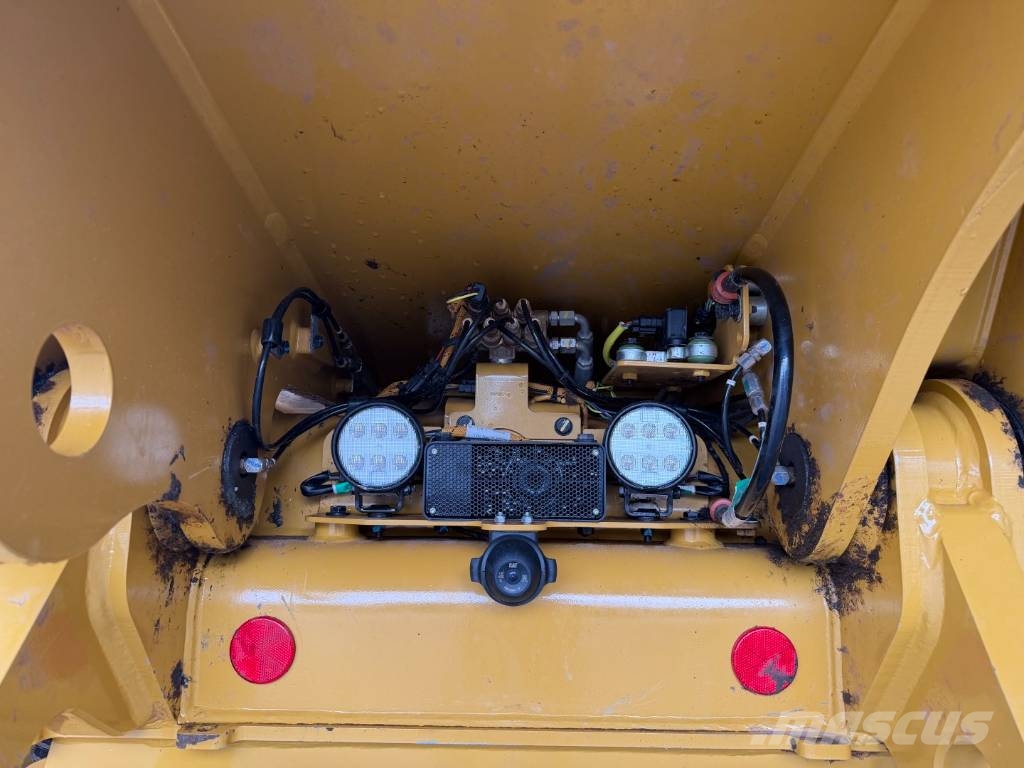CAT 730 Knik dumptrucks
