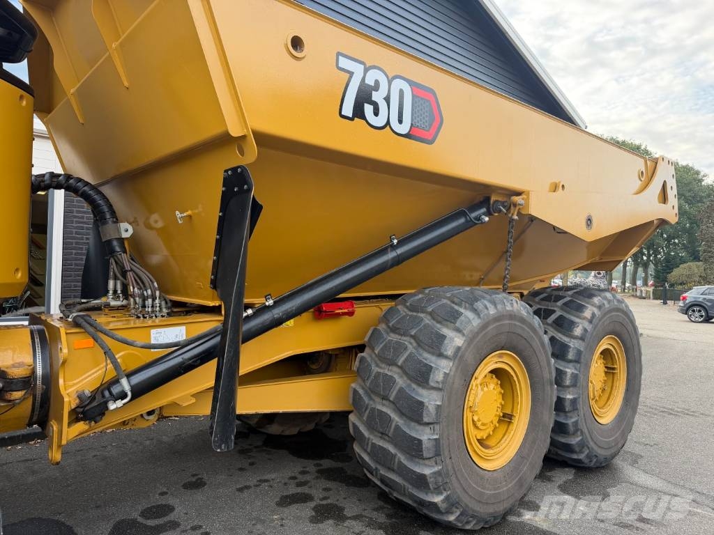 CAT 730 Knik dumptrucks