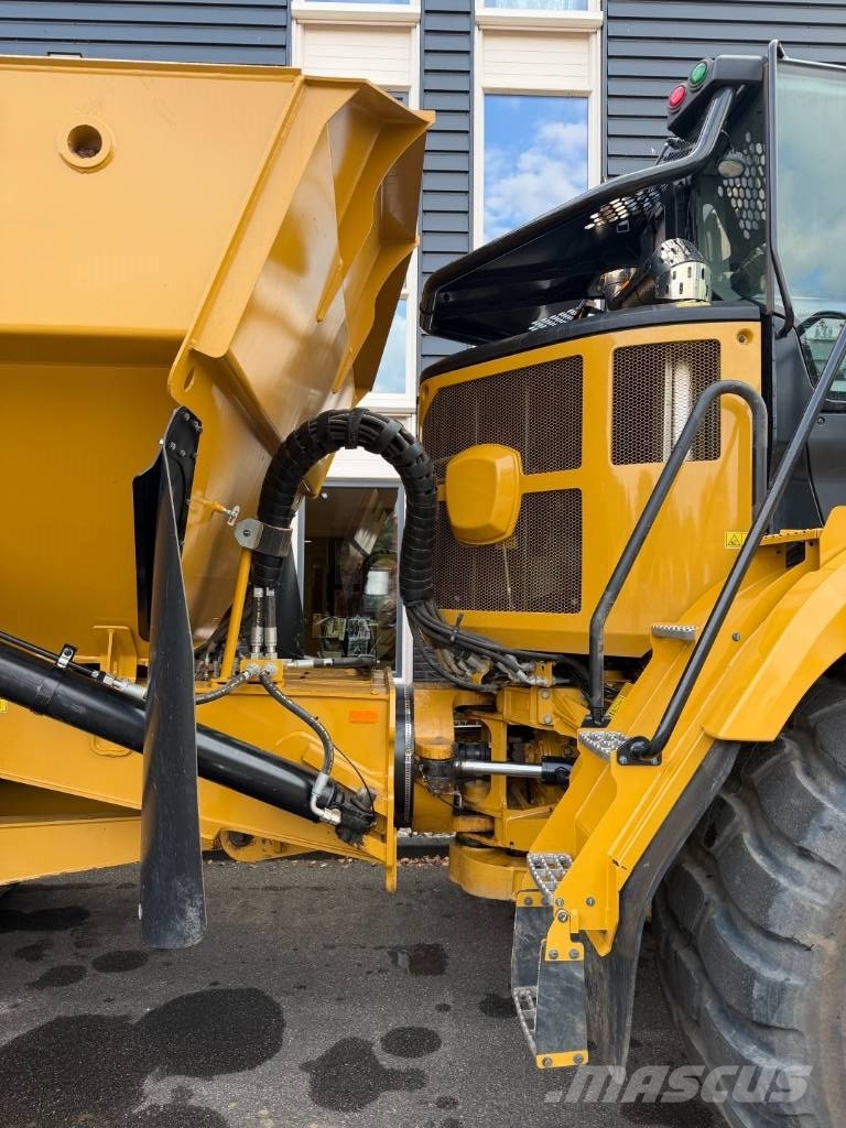 CAT 730 Knik dumptrucks
