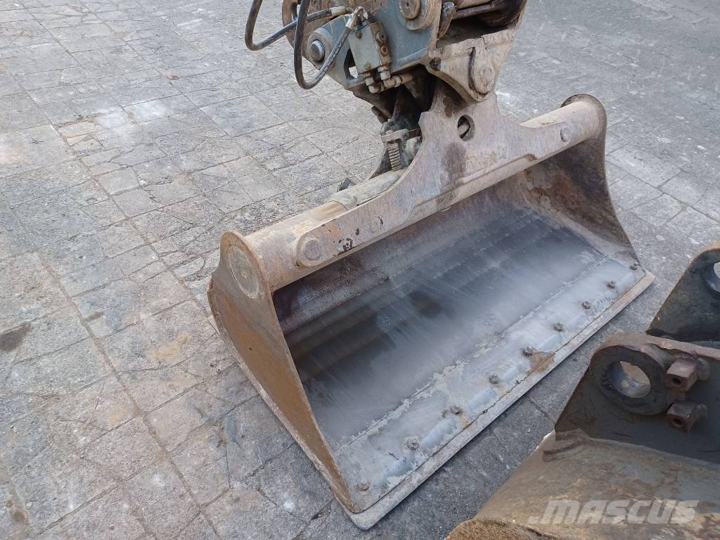 Liebherr A 912 Compact Litronic (4 buckets + forks) Wielgraafmachines